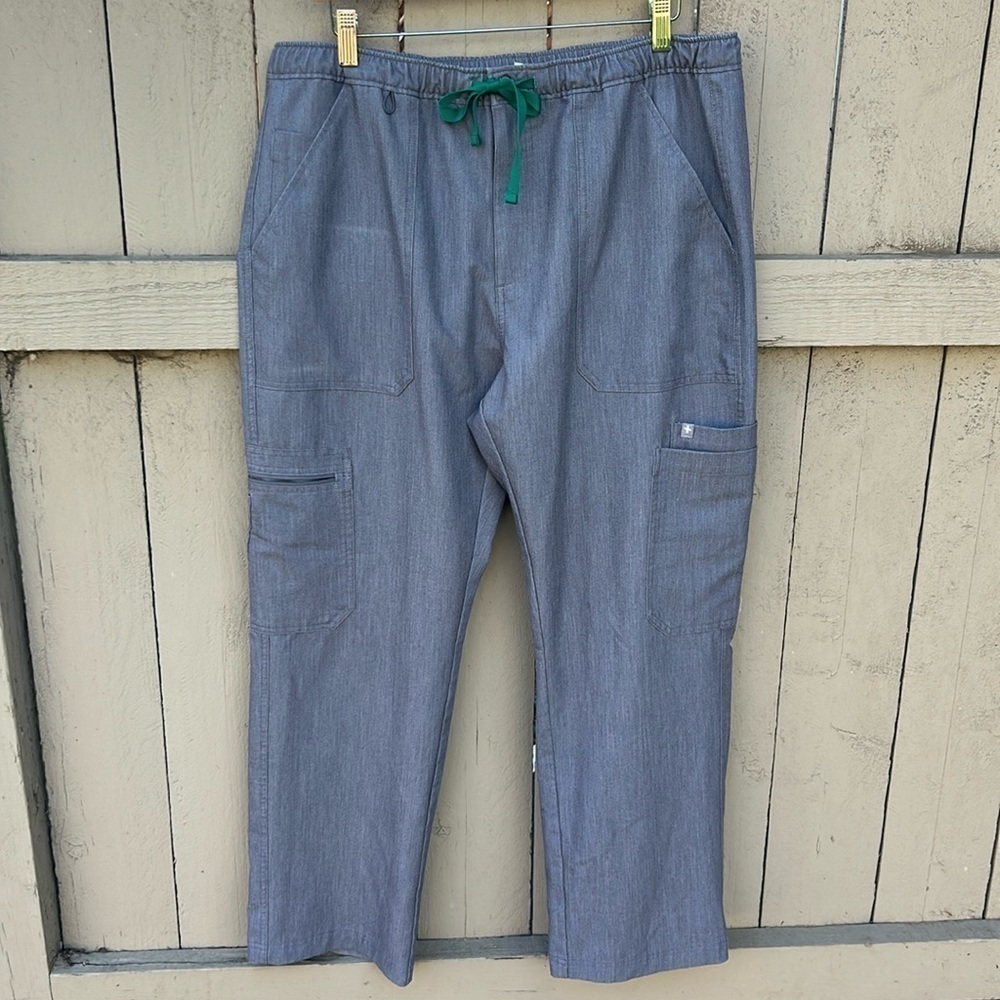 FIgs Scrub Pants Technical Collection Size XLarge Short Grey
